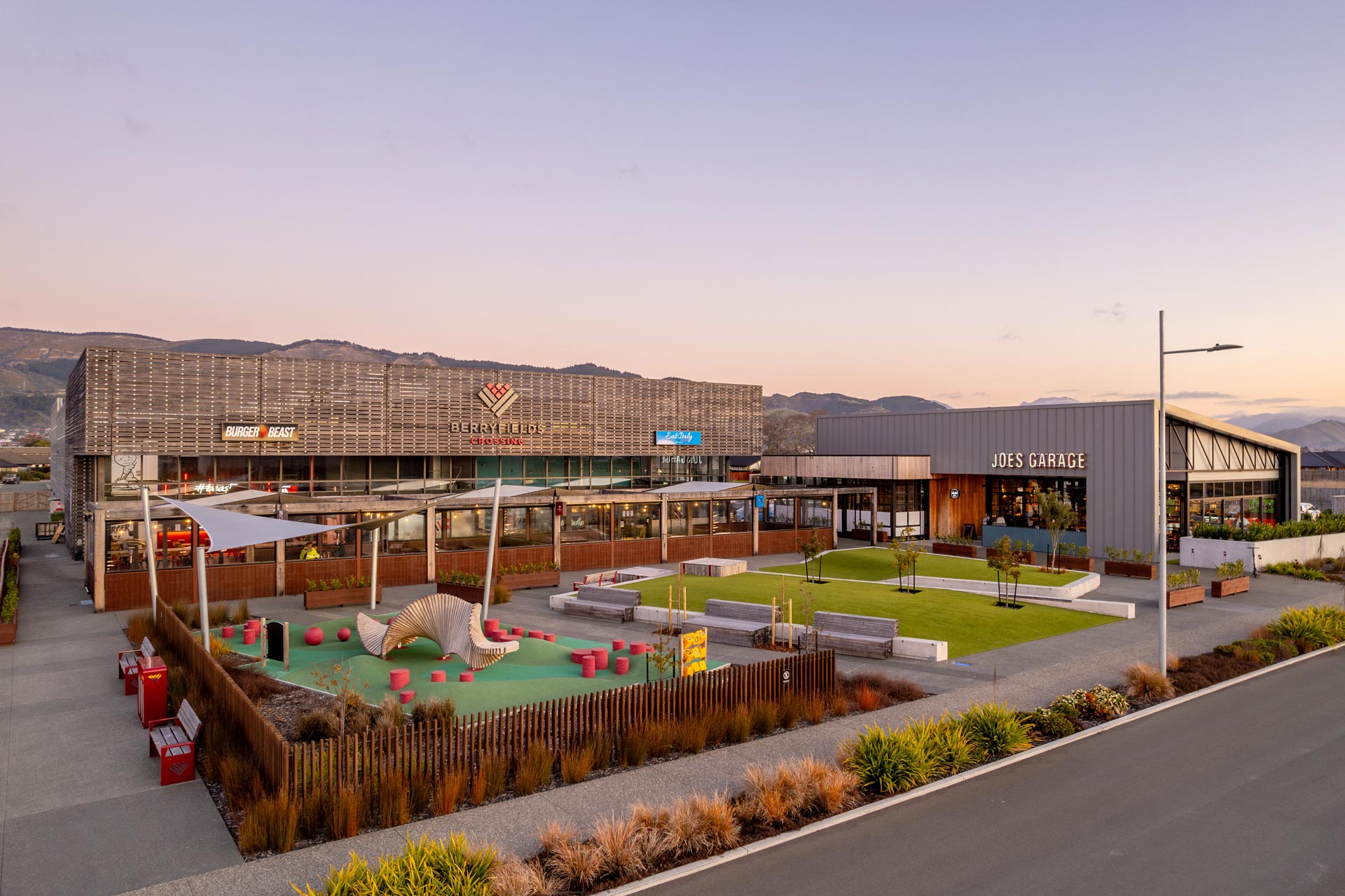 Berryfields Silky Otter & Joe’s Garage